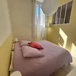 L'etage-30m2 Au Coeur D'un Immeuble Haussmannien Apartment