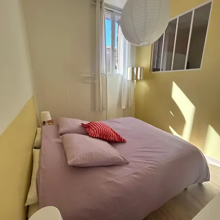 公寓 L'etage-30m2 Au Coeur D'un Immeuble Haussmannien