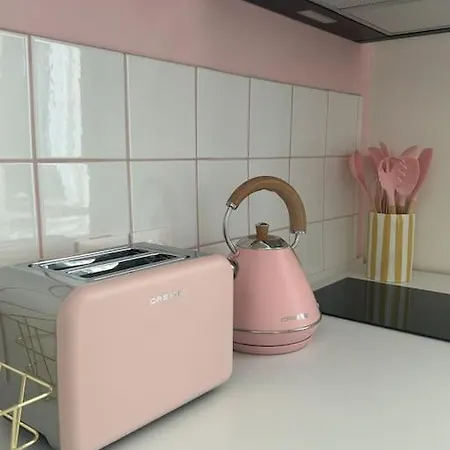 L'etage-30m2 Au Coeur D'un Immeuble Haussmannien 塞特港