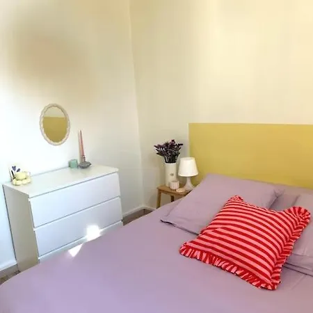 L'etage-30m2 Au Coeur D'un Immeuble Haussmannien *